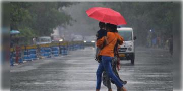 Read more about - Weather Update | বঙ্গে হাওয়া বদল, বেলা বাড়তেই ঝড়বৃষ্টির আশঙ্কা শহর কলকাতায়