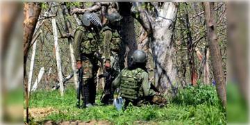 Read more about - Jammu Kashmir | সীমান্তে অশান্তি, জম্মু-কাশ্মীরে ফের জঙ্গিদের সঙ্গে গুলির লড়াই নিরাপত্তা বাহিনীর