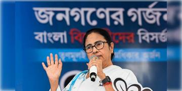 Read more about - Mamata Banerjee | দলে থাকতে চাইছেন না কেউই! শৃঙ্খলারক্ষায় নয়া কমিটি গড়লেন তৃণমূল সুপ্রিমো মমতা বন্দোপাধ্যায়