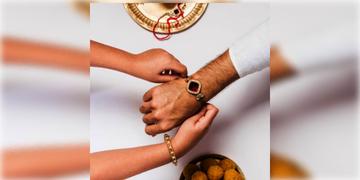 Read more about - Rakhi Purnima 2026 | ২৭ নাকি ২৮ আগস্ট? কবে ভাইয়ের হাতে বাঁধবেন রাখি? জানুন শুভ নির্ঘন্ট