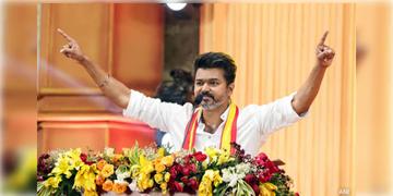 Read more about - Vijay Thalapathy | ইন্ডি জোটে অফিসিয়ালি যোগ দিল থলপতি থলপতি বিজয়ের টিভিকে!