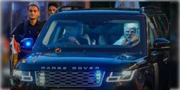 Read more about - Narendra Modi car | এয়ারপোর্টে ৪৫ মিনিট আটকে প্রধানমন্ত্রীর কনভয়! কী কারণে দাঁড়িয়ে মোদী?