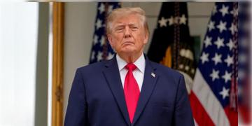 Read more about - Donald Trump | ইরানের বিরুদ্ধে ‘মাদার অব অল বম্বস’ ব্যবহারের চিন্তা ট্রাম্পের!