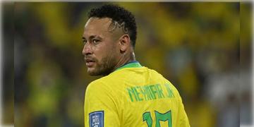 Read more about - Neymar | পেশিতে গুরুতর চোট, প্রত্যাবর্তনের পরও বিশ্বকাপে অনিশ্চিত নেইমার!