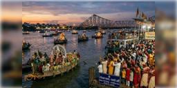 Read more about - Durga puja 2026 | বারাণসীর গঙ্গাভ্রমণের আদলে দশমীতে নৌকাভ্রমণ! গঙ্গায় বিসর্জন দেখতে বিশেষ ব্যবস্থা সরকারের