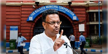 Read more about - Firhad Hakim | লড়বেন না পুরভোটে! রাজনৈতিক কেরিয়ার থেকে ‘সন্ন্যাস’ নিতে চলেছেন ফিরহাদ হাকিম?