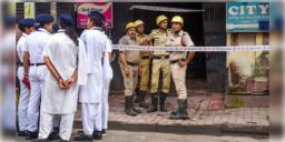 Read more about - New Market Fire | হোটেলে অগ্নিকাণ্ডের জের! আজ থেকে কলকাতায় শুরু যৌথ তদন্ত কমিটির বিশেষ অভিযান!