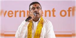 Read more about - Suvendu Adhikari | রাজ্যে ১৪,৪৫৪টি শূন্যপদে নিয়োগের সিদ্ধান্ত মন্ত্রিসভার, ‘কর্মবন্ধু’দের বেতন বাড়ানোর ঘোষণা মুখ্যমন্ত্রীর!