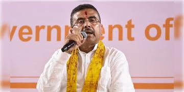 Read more about - Suvendu Adhikari | রাজ্যে ১৪,৪৫৪টি শূন্যপদে নিয়োগের সিদ্ধান্ত মন্ত্রিসভার, ‘কর্মবন্ধু’দের বেতন বাড়ানোর ঘোষণা মুখ্যমন্ত্রীর!