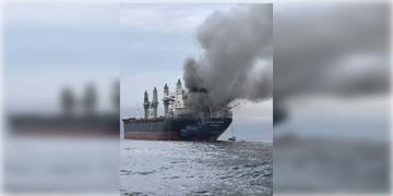 Read more about - Strait of Hormuz | হরমুজে জ্বলছে ভারতীয় ট্রলার, অগ্নিকাণ্ডে মৃত গুজরাটি নাবিক, উদ্ধার ১৭