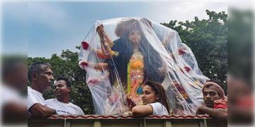 Read more about - Weather Update | বঙ্গোপসাগরে নিম্নচাপ তৈরির সম্ভাবনা, পুজোয় বাংলায় হবে বৃষ্টি? আবহাওয়া নিয়ে বড় আপডেট দিল আলিপুর আবহাওয়া দফতর!