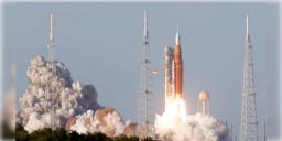 Read more about - NASA | দীর্ঘ পাঁচ দশক পর চাঁদের উদ্দেশ্যে পাড়ি, সফলভাবে উৎক্ষেপণ নাসার ‘আর্টিমিস ২’ অভিযান!