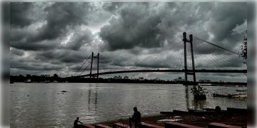 Read more about - Weather Update | দুপুরের দিকে হালকা বৃষ্টির সম্ভাবনা কলকাতা-সহ দক্ষিণবঙ্গে, তবে বাড়বে আর্দ্রতাজনিত অস্বস্তি!