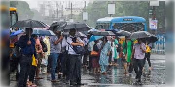 Read more about - Weather Update | সন্ধ্যার দিকে বজ্রবিদ্যুৎ-সহ বৃষ্টির সম্ভাবনা কলকাতা-সহ দক্ষিণবঙ্গে, তবে বাড়বে আর্দ্রতাজনিত অস্বস্তি!
