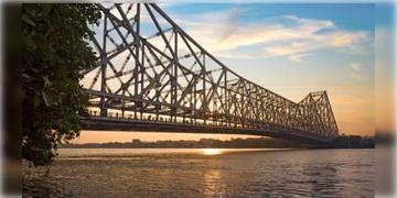 Read more about - Weather Update | বাড়ছে তাপমাত্রা, মহানগরীতে হাঁসফাঁস, একনজরে কলকাতার আজকের আবহাওয়া আপডেট