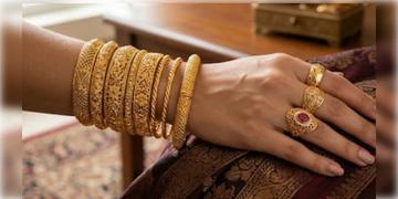 Read more about - Gold Rate | একধাক্কায় দাম বাড়লো অনেকটাই, আজ কলকাতায় কততে বিকোচ্ছে সোনা?