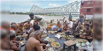 Read more about - Ganga Ghat | মহালয়ার আগে গঙ্গার ঘাট নিয়ে বড় নির্দেশ, করা হচ্ছে তর্পণে আসা পুণ্যার্থীদের জন্য বিশেষ ব্যবস্থা!