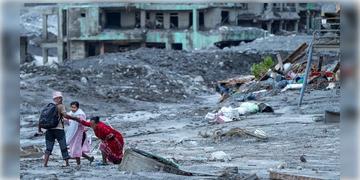 Read more about - Nepal Flood | নেপালে বিপর্যয়ে মৃত ৯০০ পার, ফের বাঁধভাঙা জল ও হড়পা বানের আশঙ্কা!