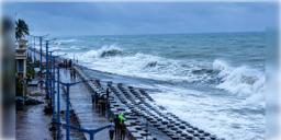 Read more about - Cyclone Arnab | শক্তি বাড়িয়ে অতি প্রবল ঘূর্ণিঝড়! অর্ণবের জেরে ওডিশার পাঁচ জেলায় জারি রেড অ্যালার্ট
