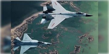Read more about - India-China | লাদাখ-অরুণাচল সীমান্তে J-20 ‘মাইটি ড্রাগন’ যুদ্ধবিমান মোতায়েন চিনের, বাড়ছে উদ্বেগ