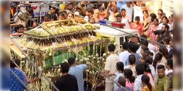 Read more about - Rahul Arunodoy Banerjee | 'শুধু সেলেবদের দেখে দেখে শ্মশানে প্রবেশের অনুমতি ', ক্ষোভে ফুঁসে উঠলেন প্রয়াত অভিনেতা রাহুলের বন্ধুরা!