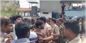 Read more about - Siliguri | ফলাফল ঘোষণার পরেই উত্তেজনা ছড়িয়ে পড়ার আশঙ্কা, কড়া ব্যবস্থা নিলো পুলিশ কমিশনারেট!