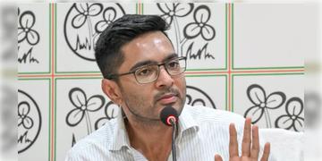 Read more about - Abhishek Banerjee | চোখের চিকিৎসার জন্য বিদেশে না, অভিষেককে এসএসকেএমেই চিকিৎসার পরামর্শ হাই কোর্টের!