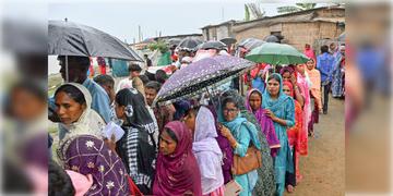Read more about - Weather Update | দ্বিতীয় দফা ভোটের দিন হাওয়া ঠান্ডা কলকাতায়! ধেয়ে আসছে কালবৈশাখী